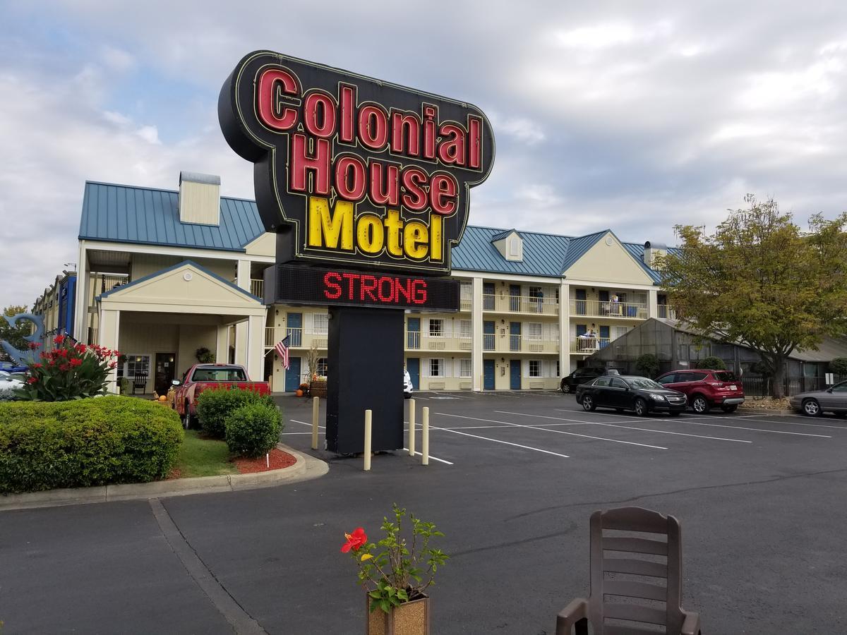 Colonial House Motel Pigeon Forge Exterior photo